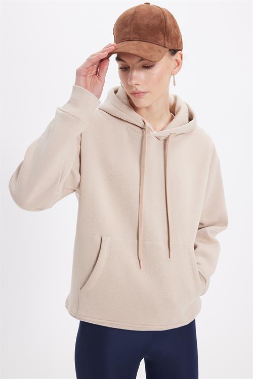 Kadın Oversize Geniş Kesim Pamuklu Yumuşak Dokulu İçi Polarlı Basic Bej Kapüşonlu Sweatshirt