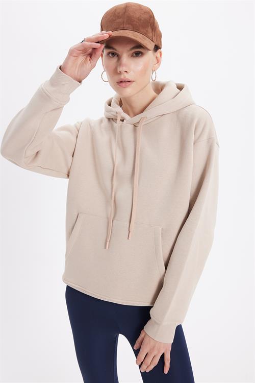 Kadın Oversize Geniş Kesim Pamuklu Yumuşak Dokulu İçi Polarlı Basic Bej Kapüşonlu Sweatshirt