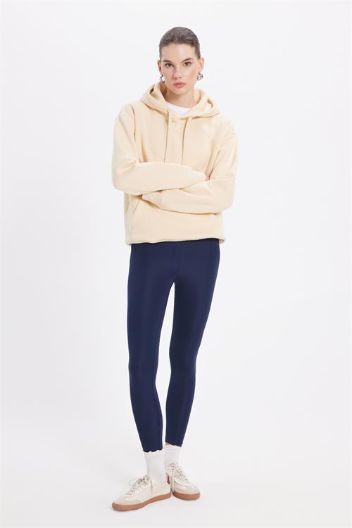 Kadın Oversize Geniş Kesim Pamuklu Yumuşak Dokulu İçi Polarlı Basic Bej Kapüşonlu Sweatshirt