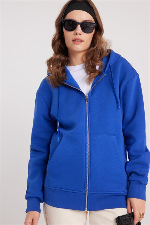 Kadın Relax Fit Rahat Kesim Pamuklu İçi Polarlı Çift Cepli Fermuarlı Sax Mavi Kapüşonlu Sweatshirt