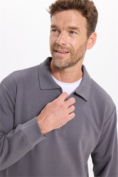 Erkek Relax Fit Rahat Kesim Pamuklu 3 İplik Fermuarlı Polo Yaka Koyu Gri Sweatshirt