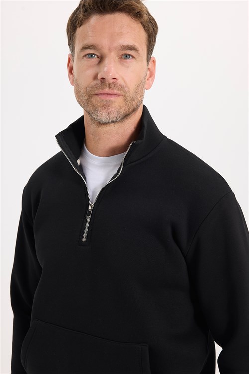 Erkek Relax Fit Rahat Kesim Pamuklu Dik Yaka Yarım Fermuarlı Ribanalı Kanguru Cepli Siyah Sweatshirt