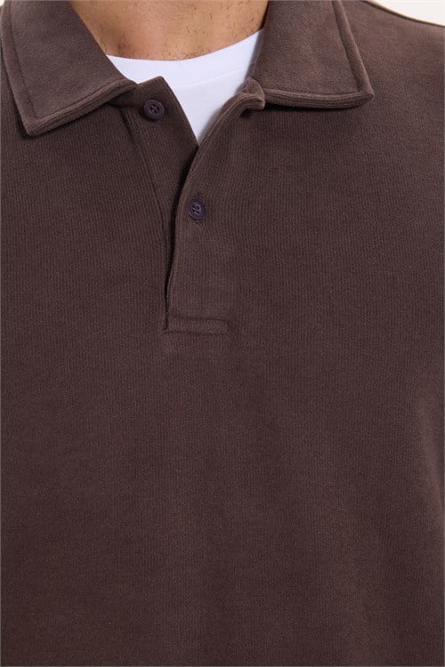 Erkek Regular Fit Klasik Kesim Uzun Kollu Selanik Kumaş Kahverengi Polo Yaka Sweatshirt