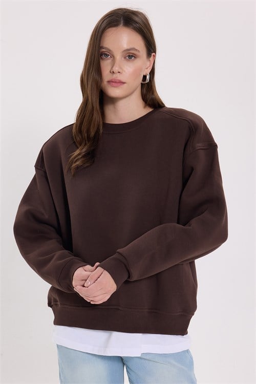 Kadın Relax Fit Rahat Kesim Pamuklu Bisiklet Yaka Şardonlu Kahverengi Sweatshirt
