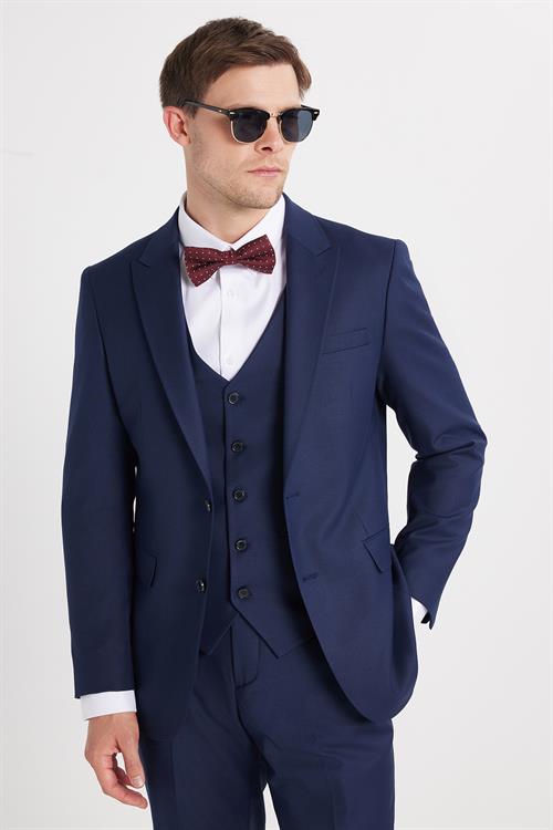 Erkek Slim Fit Lacivert Esnek Likralı Kumaş Sivri Yaka Yelekli Takım Elbise