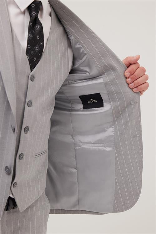 Erkek Slim Fit Gri Esnek Likralı Kumaş Sivri Yaka Yelekli Takım Elbise