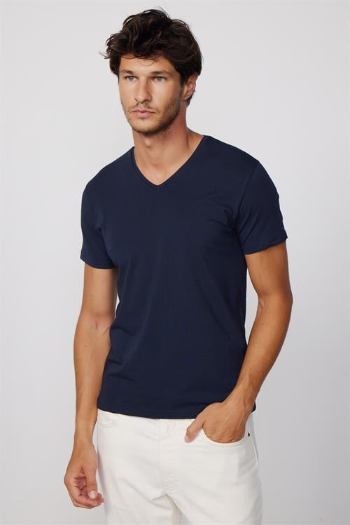 Erkek Slim Fit Dar Kesim Pamuklu Yumuşak Dokulu Likralı Esnek Kumaş Düz Basic Lacivert V Yaka Tişört