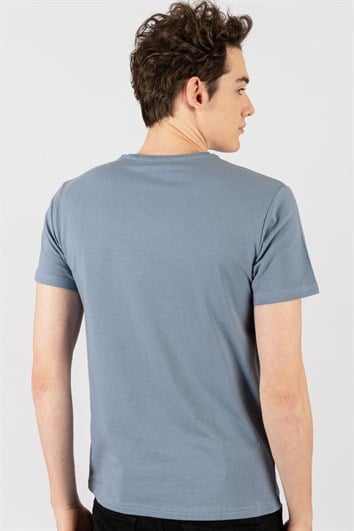 Erkek Slim Fit Dar Kesim Pamuklu Yumuşak Dokulu Likralı Esnek Kumaş Düz Basic Mavi V Yaka Tişört