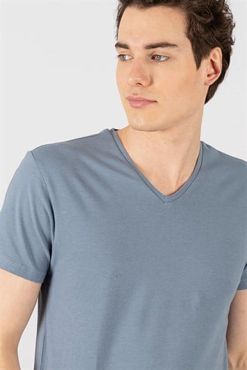 Erkek Slim Fit Dar Kesim Pamuklu Yumuşak Dokulu Likralı Esnek Kumaş Düz Basic Mavi V Yaka Tişört