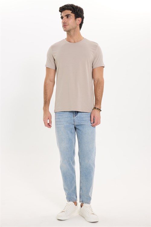 Erkek Slim Fit Dar Kesim Pamuklu Yumuşak Doku Likralı Esnek Kumaş Basic Bej Bisiklet Yaka Tişört