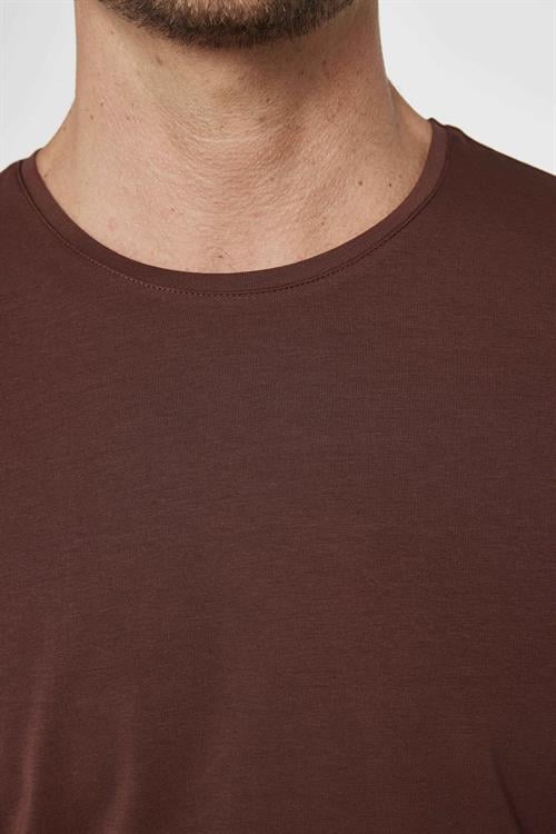 Erkek Slim Fit Dar Kesim Pamuklu Likralı Esnek Kumaş Basic Kahverengi Bisiklet Yaka Tişört