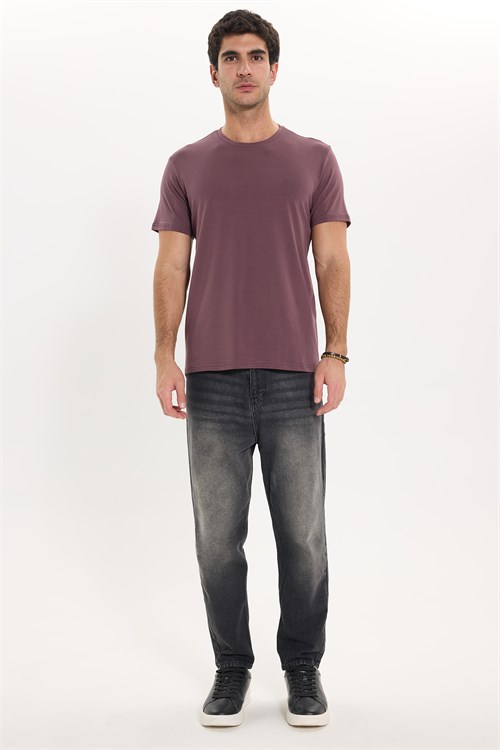 Erkek Slim Fit Dar Kesim Pamuklu Yumuşak Doku Likralı Esnek Kumaş Basic Mürdüm Bisiklet Yaka Tişört