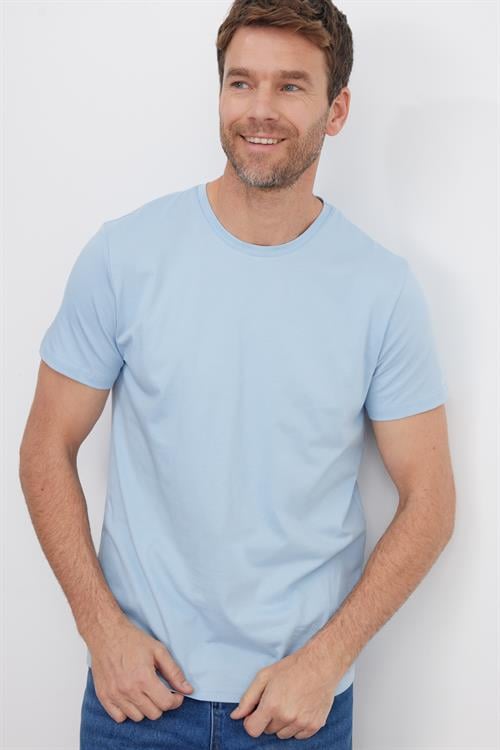 Erkek Slim Fit Dar Kesim Pamuklu Yumuşak Doku Likralı Esnek Kumaş Basic Mavi Bisiklet Yaka Tişört
