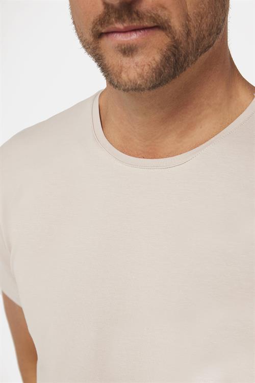 Erkek Slim Fit Dar Kesim Pamuklu Likralı Esnek Kumaş Basic Taş Renk Bisiklet Yaka Tişört
