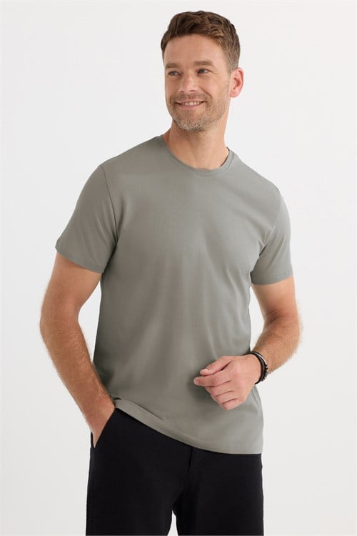 Erkek Slim Fit Dar Kesim Pamuklu Yumuşak Doku Esnek Kumaş Basic Gri Bisiklet Yaka Tişört