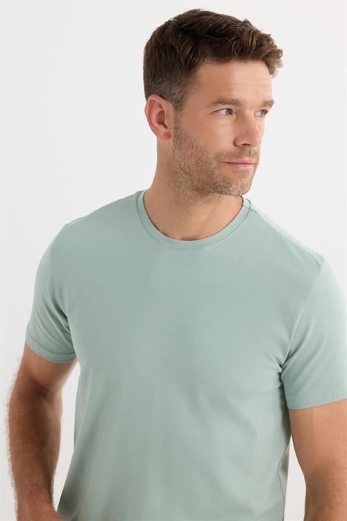 Erkek Slim Fit Dar Kesim Pamuklu Yumuşak Doku Likralı Esnek Kumaş Yeşil Bisiklet Yaka Tişört