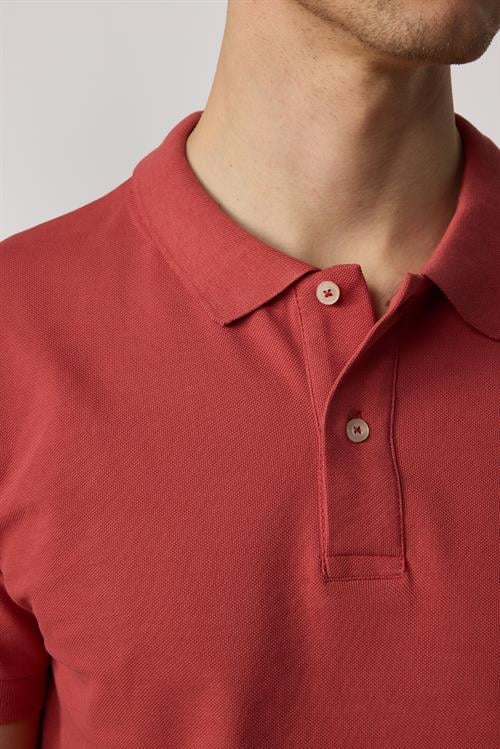 Erkek Slim Fit Dar Kesim %100 Pamuk Düz Pike Kiremit Renk Polo Yaka Tişört