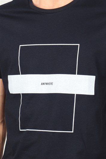 Erkek Slim Fit Dar Kesim %100 Pamuk Yumuşak Dokulu Baskılı Lacivert Bisiklet Yaka Tişört