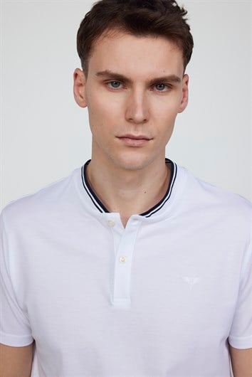 Erkek Slim Fit Dar Kesim %100 Pamuk Düz Pike Beyaz Hakim Yaka Tişört