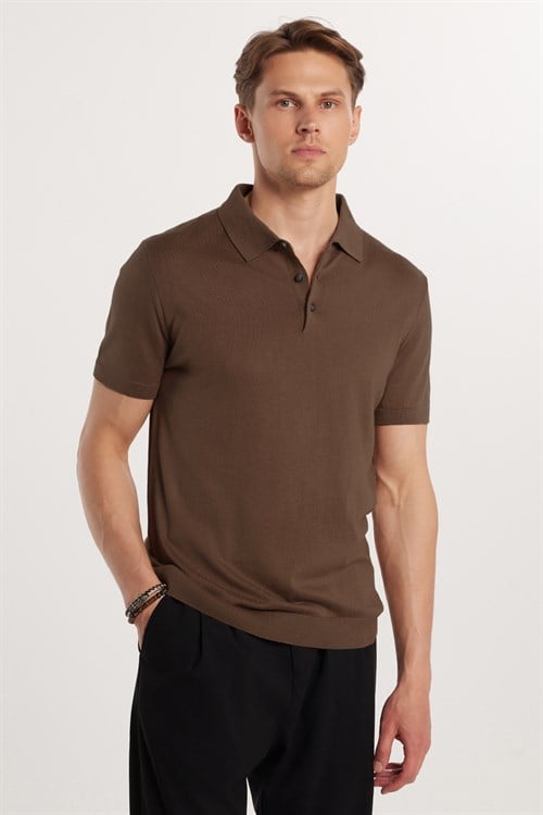Erkek Slim Fit Dar Kesim Pamuklu Örme Triko Kahverengi Polo Yaka Tişört