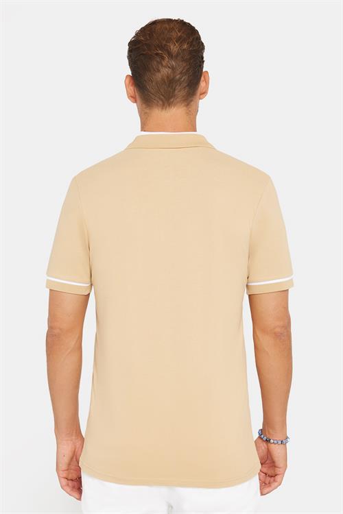 Erkek Slim Fit Dar Kesim %100 Pamuk Düz Pike Fermuarlı Kum Rengi Polo Yaka Tişört