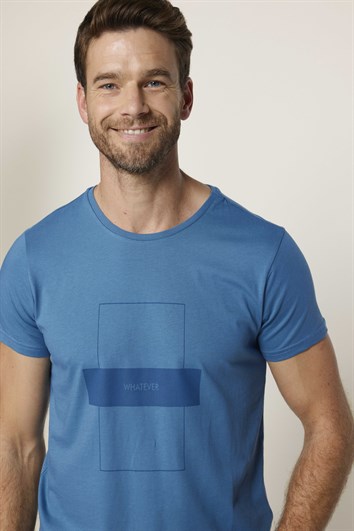 Erkek Slim Fit Dar Kesim %100 Pamuk Yumuşak Dokulu Baskılı Mavi Bisiklet Yaka Tişört
