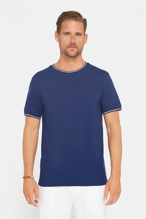 Erkek Slim Fit Dar Kesim %100 Pamuk Düz Pike Lacivert Bisiklet Yaka Tişört