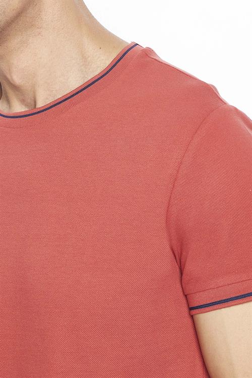 Erkek Slim Fit Dar Kesim %100 Pamuk Düz Pike Kiremit Bisiklet Yaka Tişört