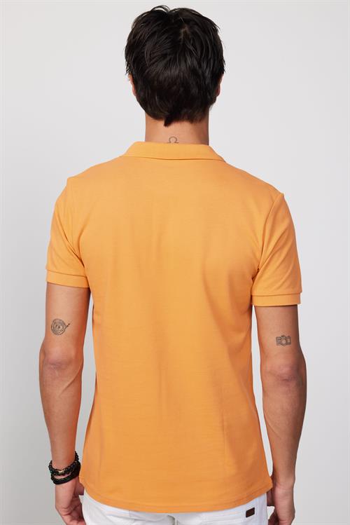 Erkek Slim Fit Dar Kesim %100 Pamuk Düz Pike Yavruağzı Renk Polo Yaka Tişört