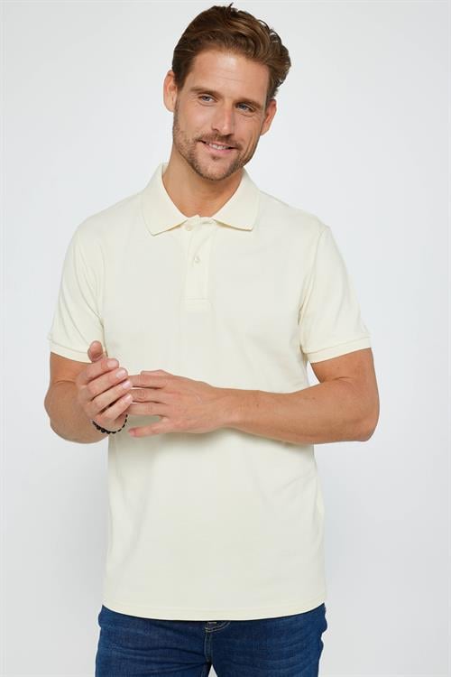 Erkek Slim Fit Dar Kesim %100 Pamuk Düz Pike Krem Renk Polo Yaka Tişört