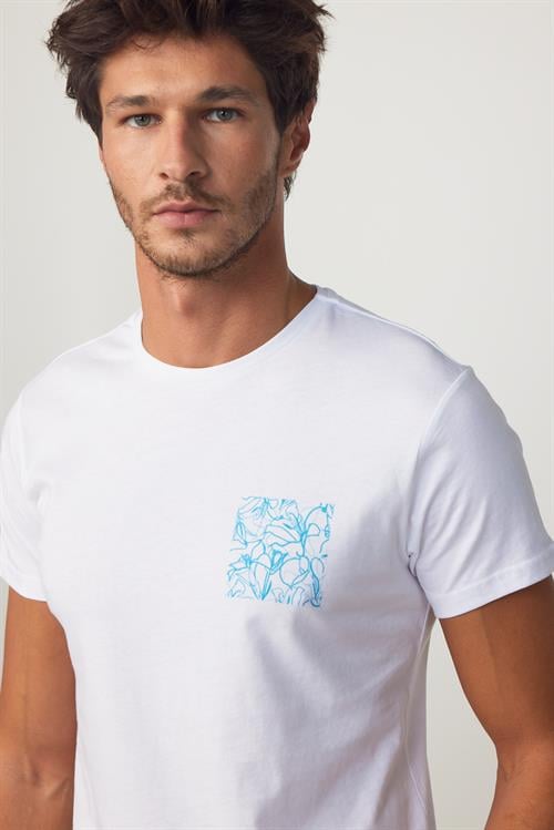 Erkek Slim Fit Dar Kesim %100 Pamuk Yumuşak Dokulu Baskılı Beyaz Bisiklet Yaka Tişört