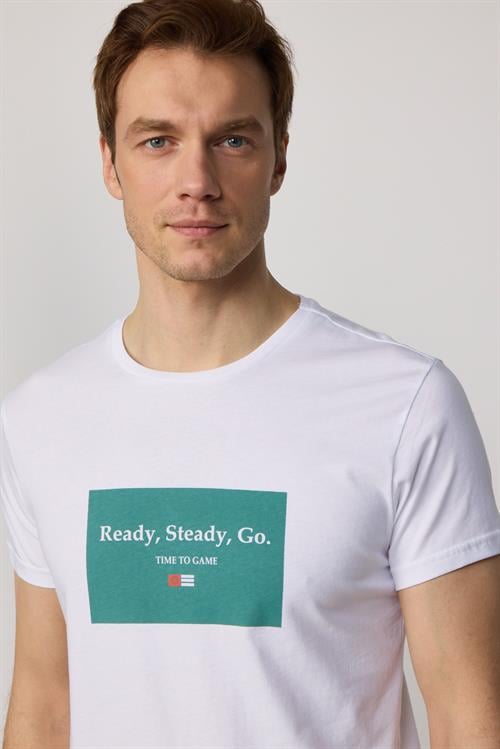 Erkek Slim Fit Dar Kesim %100 Pamuk Yumuşak Dokulu Baskılı Beyaz Bisiklet Yaka Tişört