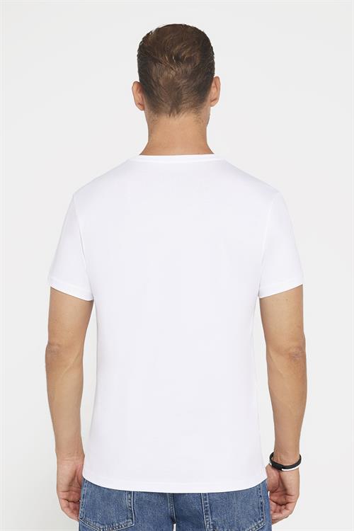 Erkek Slim Fit Dar Kesim %100 Pamuk Yumuşak Dokulu Baskılı Beyaz Bisiklet Yaka Tişört
