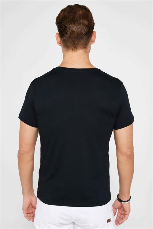 Erkek Slim Fit Dar Kesim %100 Pamuk Yumuşak Dokulu Baskılı Siyah Bisiklet Yaka Tişört