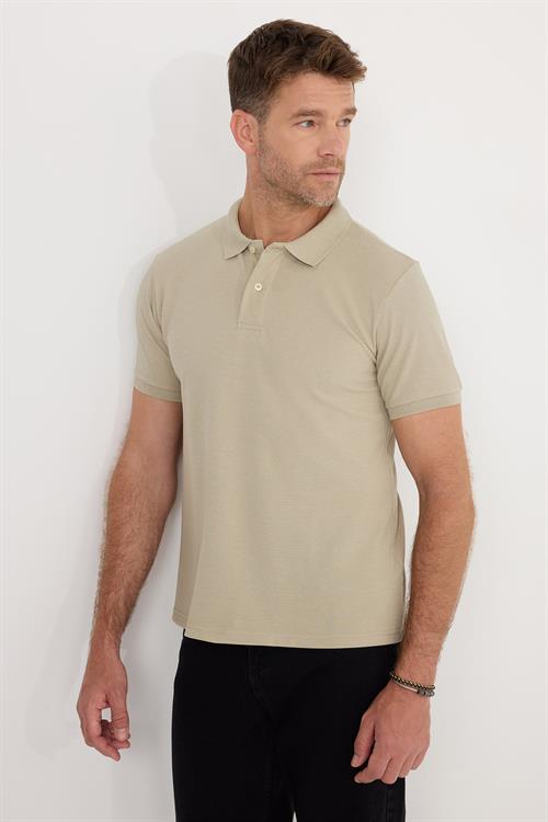Erkek Slim Fit Dar Kesim Pamuklu Yumuşak Dokulu Serin Tutan Kumaş Düz Pike Bej Polo Yaka Tişört