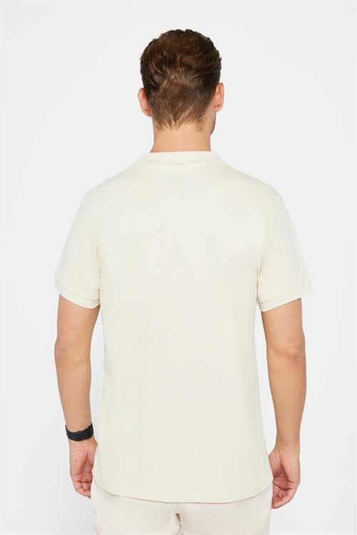 Erkek Slim Fit Dar Kesim Pamuklu Yumuşak Doku Nefes Alan Kumaş Kıvrılmaz Yaka Ekru Polo Yaka Tişört