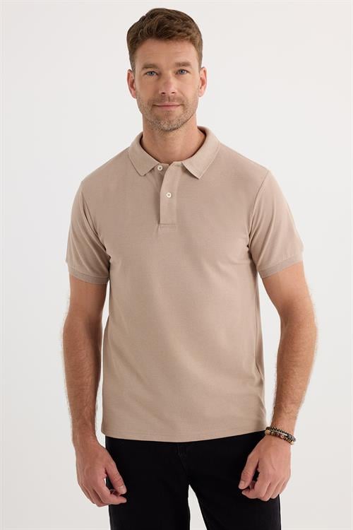 Erkek Slim Fit Dar Kesim Pamuklu Yumuşak Dokulu Serin Tutan Kumaş Düz Pike Bej Polo Yaka Tişört