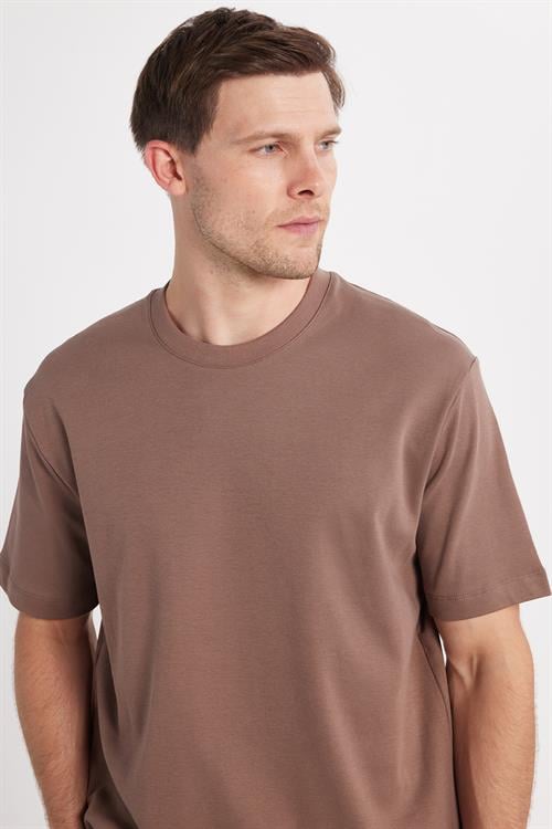 Unisex Relax Fit Rahat Kesim %100 Pamuk Yumuşak Dokulu Hafif Kalın Kahverengi Bisiklet Yaka Tişört