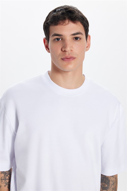 Unisex Oversize Geniş Kesim %100 Pamuk Yumuşak Dokulu Basic Bisiklet Yaka Beyaz Tişört