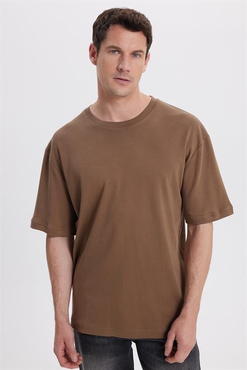 Unisex Oversize Geniş Kesim %100 Pamuk Yumuşak Dokulu Basic Bisiklet Yaka Kahverengi Tişört