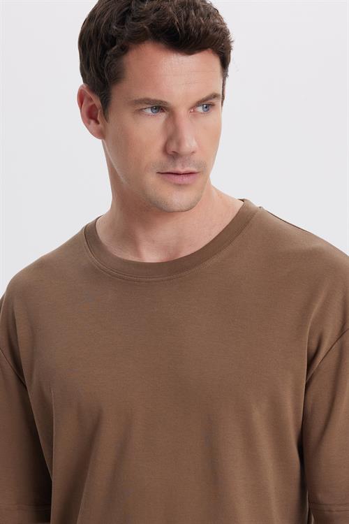 Unisex Oversize Geniş Kesim %100 Pamuk Yumuşak Dokulu Basic Bisiklet Yaka Kahverengi Tişört