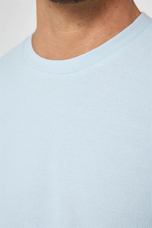 Erkek Slim Fit Dar Kesim %100 Pamuk Yumuşak Dokulu Desenli Mavi Bisiklet Yaka Tişört