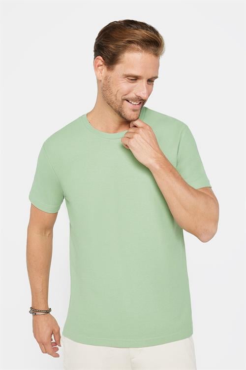 Erkek Slim Fit Dar Kesim %100 Pamuk Yumuşak Dokulu Desenli Yeşil Bisiklet Yaka Tişört