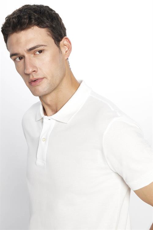 Erkek Slim Fit Dar Kesim %100 Pamuk Yumuşak Dokulu Düz Pike Beyaz Polo Yaka Tişört