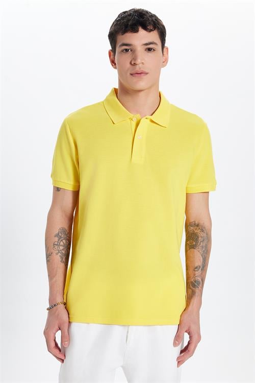 Erkek Slim Fit Dar Kesim %100 Pamuk Sarı Polo Yaka Tişört