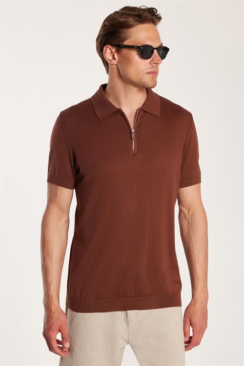 Erkek Slim Fit Dar Kesim %100 Pamuk Örme Triko Fermuarlı Kahverengi Polo Yaka Tişört