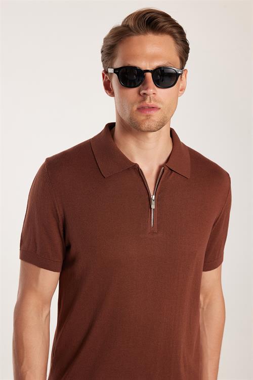 Erkek Slim Fit Dar Kesim %100 Pamuk Örme Triko Fermuarlı Kahverengi Polo Yaka Tişört