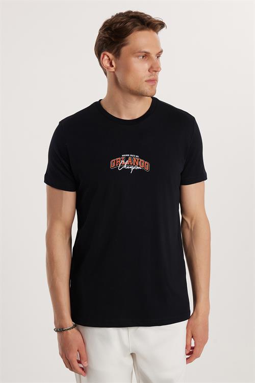 Erkek Slim Fit Dar Kesim %100 Pamuk Yumuşak Dokulu Baskılı Siyah Bisiklet Yaka Tişört