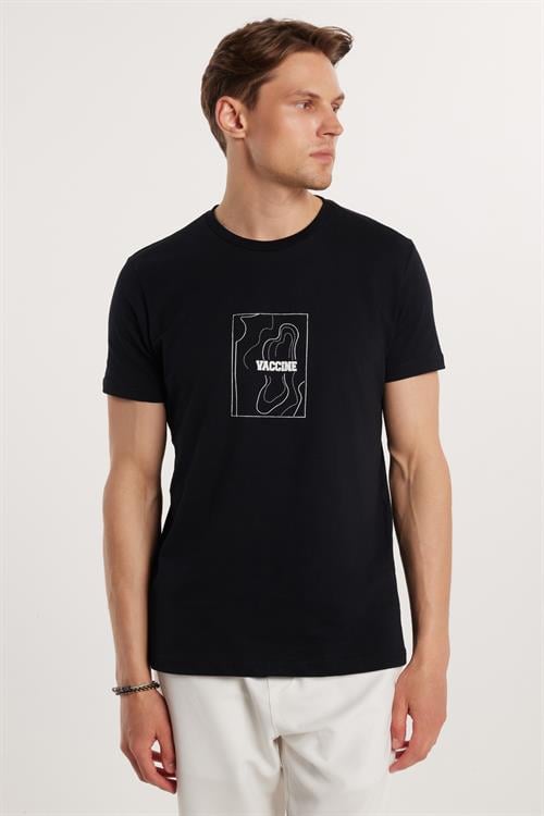 Erkek Slim Fit Dar Kesim %100 Pamuk Yumuşak Dokulu Baskılı Siyah Bisiklet Yaka Tişört