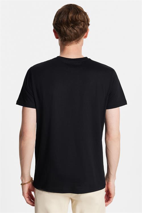 Erkek Slim Fit Dar Kesim %100 Pamuk Yumuşak Dokulu Baskılı Siyah Bisiklet Yaka Tişört